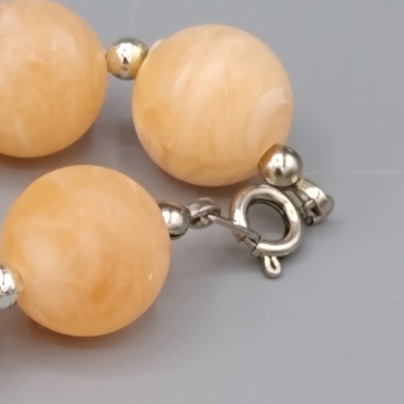 Coral Colored Marbled Gold Bead Necklace - Picture 8 of 14